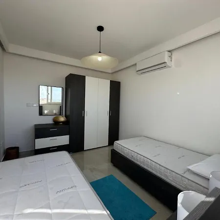 Panoramic Penthouse Front & Back Terraces *