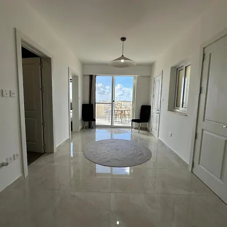 Panoramic Penthouse Front & Back Terraces *