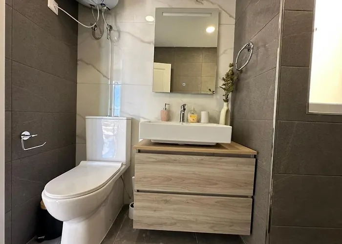 Panoramic Penthouse Front & Back Terraces *