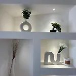 Panoramic Penthouse Front & Back Terraces *