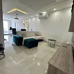 Panoramic Penthouse Front & Back Terraces *