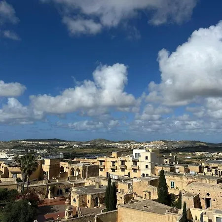 شقة Panoramic Penthouse Front & Back Terraces