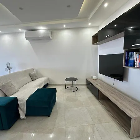 Panoramic Penthouse Front & Back Terraces شقة سانّات