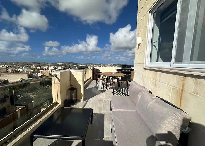 Panoramic Penthouse Front & Back Terraces * Sannat