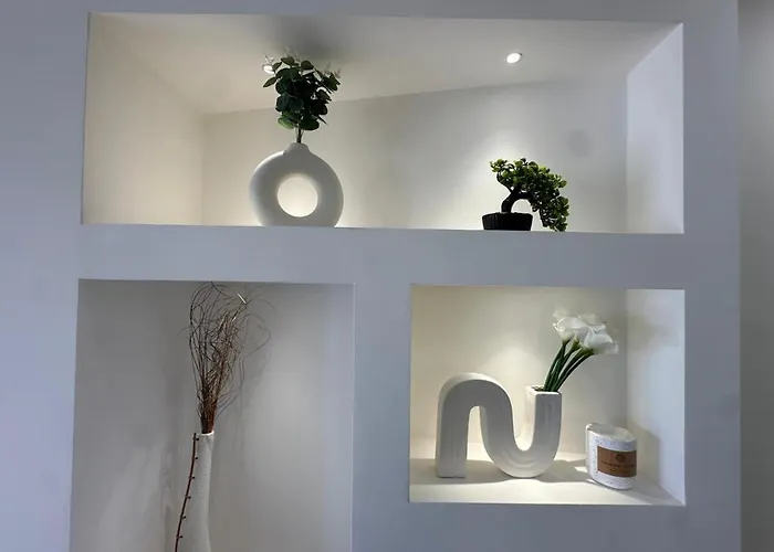 Panoramic Penthouse Front & Back Terraces *